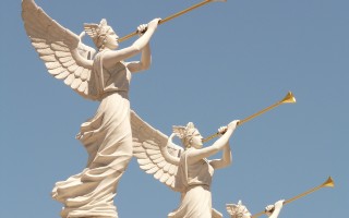 中国跳水梦之队斩获首金，观众席上中国人心潮澎湃