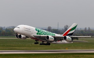 空中旅行新体验，婴儿坐飞机的全面指南