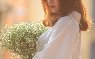 陈艺文亲了全红婵脸颊——一场青春活力的美好瞬间
