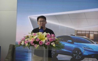 金山办公助理总裁晁云瞳的工作汇报策略贴近用户，尊重对手