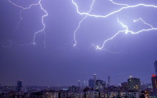 青海遭遇有气象记录以来最强暴雨天气