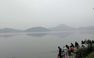 临安青山湖哪里玩