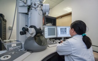 中国自主研制的国之重器点火成功，技术突破与创新发展的里程碑