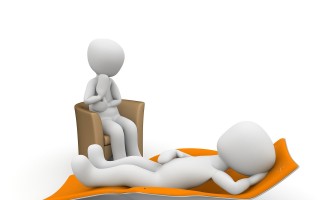 男子持刀伤害社区女书记事件分析与反思，社区治理与心理健康的探讨