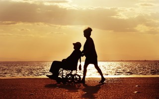 旅行中的必备指南，安全、健康与文化尊重的全方位注意事项