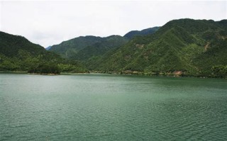 双凤水库钓鱼收费吗