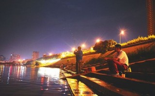 夜晚江边垂钓视频大全