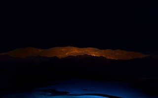 银河影浸月光寒意思