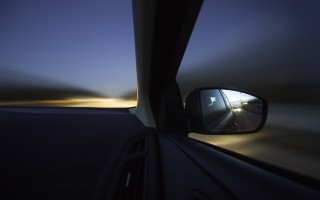 奥迪a7视频(新车｜优雅却不失驾驶乐趣 试驾2022款进口奥迪A7)