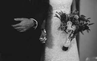 大马女子产子后将婴儿装进密封袋，社会现象下的深度探究