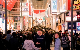 男子因拒酒遭袭重伤入ICU，深度解析背后的故事与启示
