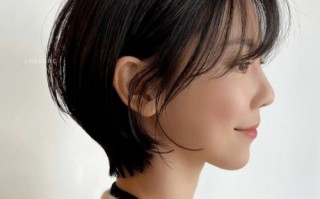 侧分波波头中年女性的知性时尚之选
