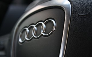 奥迪q3报价及图片(新车 | 售27.98万起，新奥迪Q3家族正式上市，换1.5T发动机/新前脸)