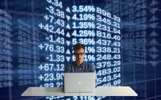 关于平台发放数字资产红利现象的探讨，谣言解析与实证探究