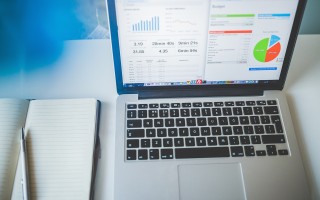 如何轻松取消万年历的整点报时功能