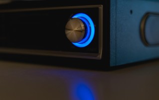 如何轻松关闭万年历的整点报时声音