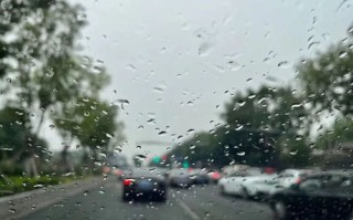 北京为何晴热高温又雷雨频频？