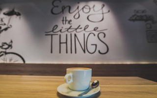 探索世界的语言，旅行中不可或缺的英语单词