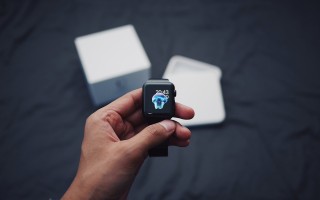 手机太贵不敢偷，却意外偷得一块价值28万的昂贵手表