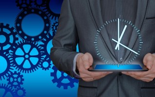 掌握电脑万年历时间调整，简单步骤与实用技巧