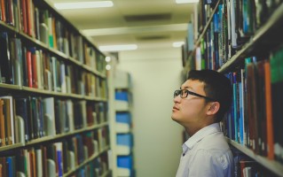 张雨霏与郑钦文，一场差点被球改变的命运交汇