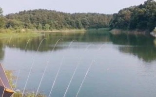 青山旖旎绿水逶迤
