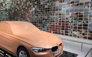 bmw318(评测：宝马318LI，除了车标，还能剩下些什么？)