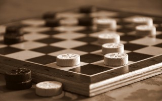 起亚kx3(起亚KX3傲跑：年轻造型，全景大天窗，百公里油耗5个多)