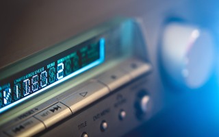 如何轻松关闭电脑数码万年历的烦人声音