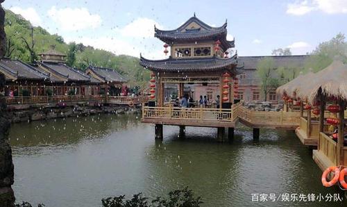 1.位置和设施-第1张图片-彩蝶百科