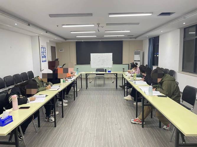 安徽应用大数据培训学校-第1张图片-彩蝶百科