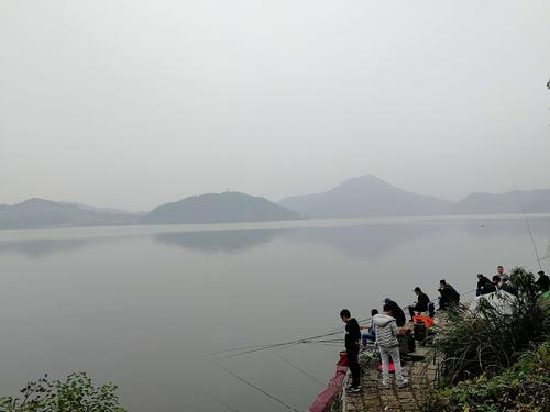 临安青山湖哪里玩-第1张图片-彩蝶百科