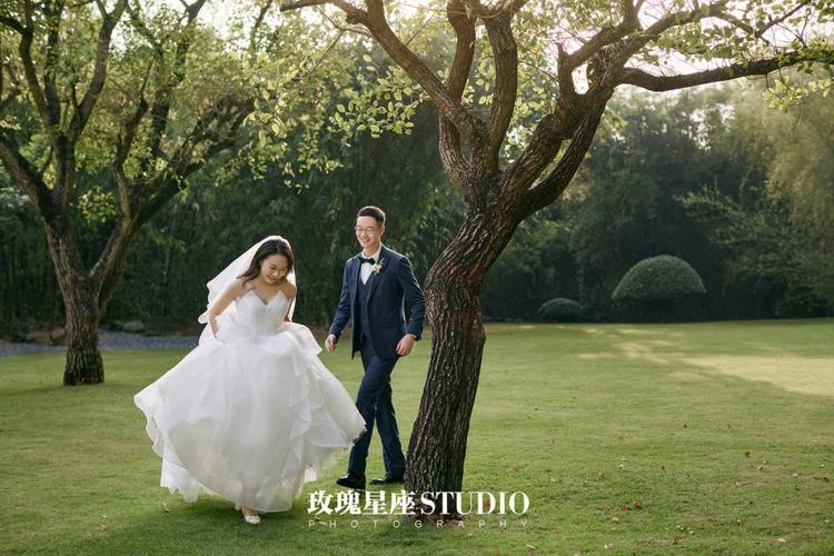 星座婚纱摄影的特点-第1张图片-彩蝶百科