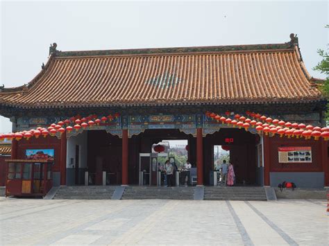 开封龙亭区古玩市场-第1张图片-彩蝶百科