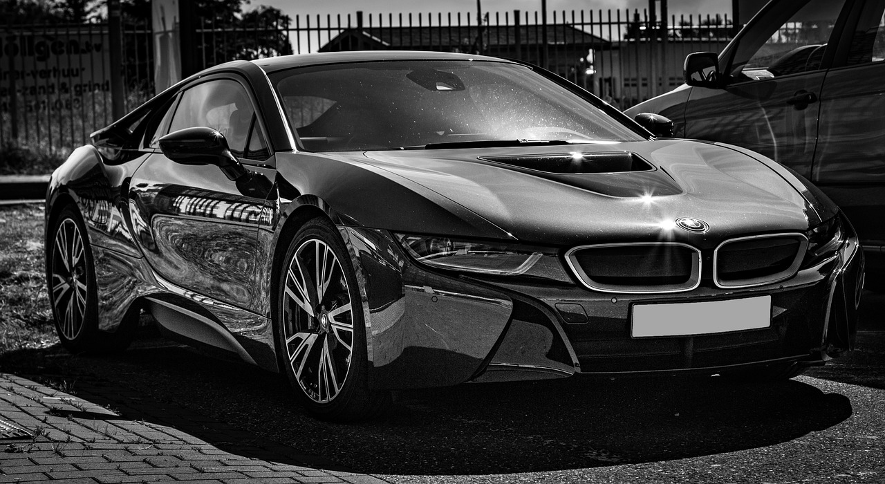 bmw 330(“天生运动”的最后倔强 试驾新BMW 3系330i)-第1张图片-彩蝶百科