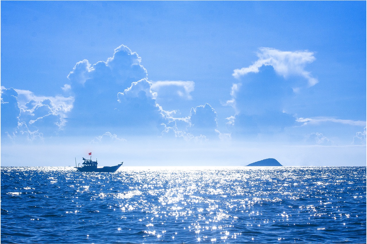 夏日清凉之旅，8月最佳旅游目的地指南-第1张图片-彩蝶百科