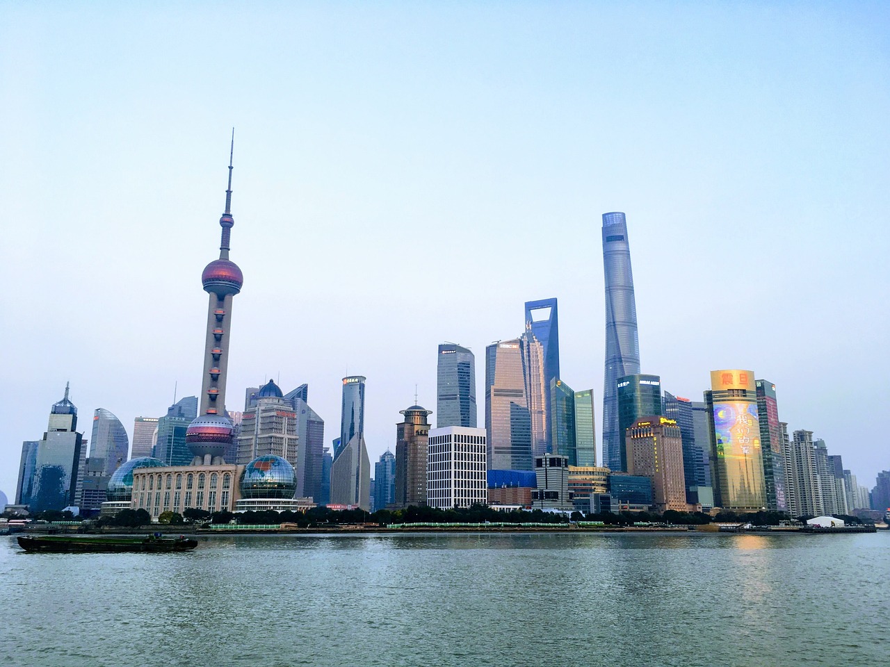 上海疫情最新情报，动态追踪与防控措施-第1张图片-彩蝶百科