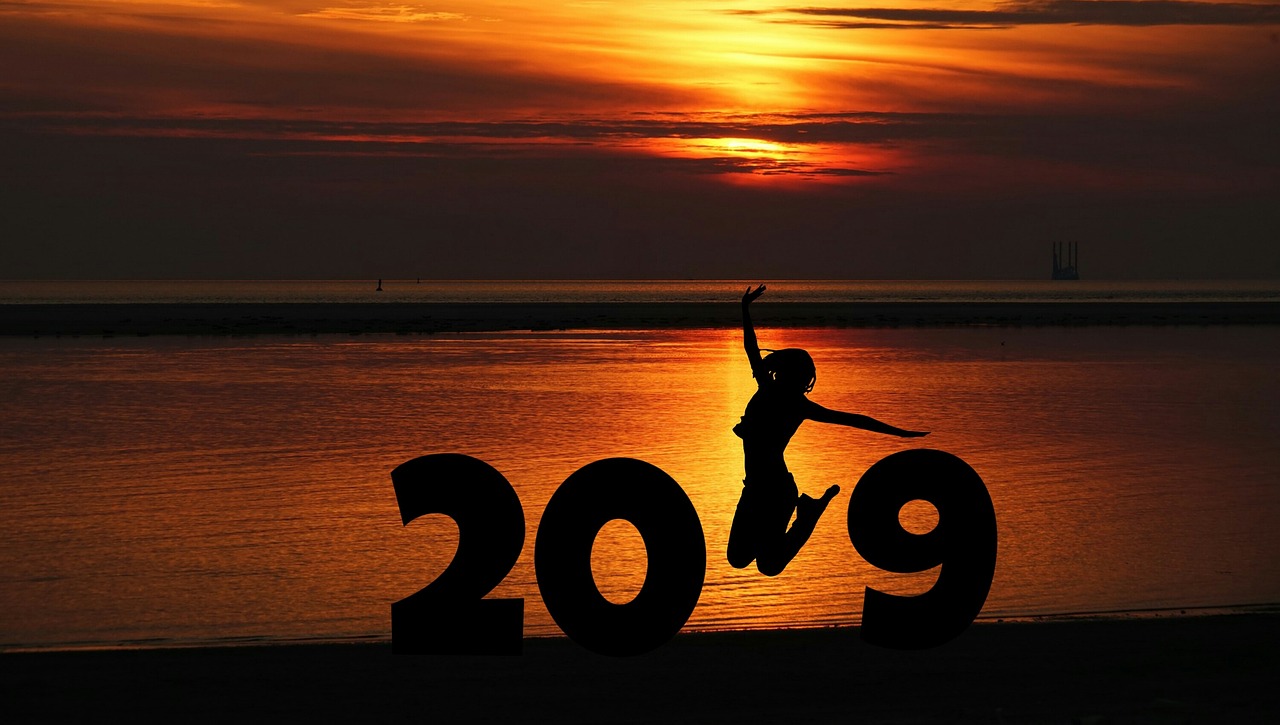 春节假期倒计时，2021年春节放假安排全解析-第1张图片-彩蝶百科